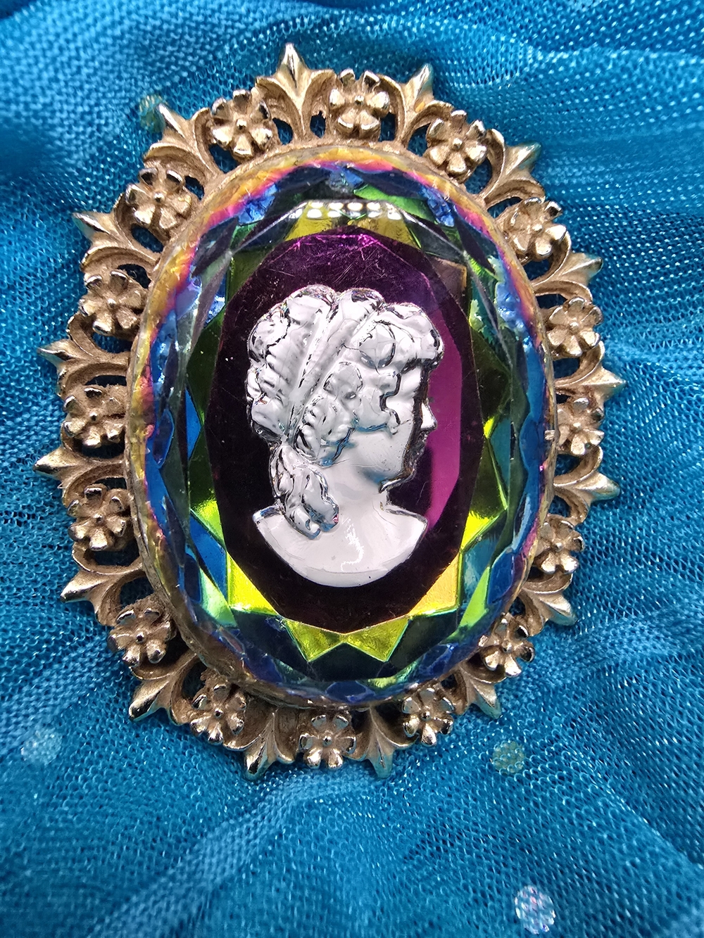 Iridescent Multicolor Cameo Brooch with Gold-Tone Filigree